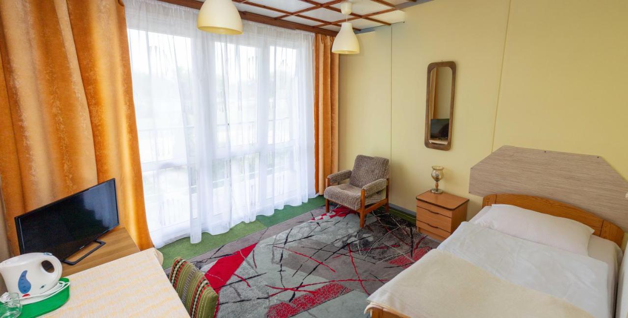 Pokoje Relax Ostroleka Exterior foto